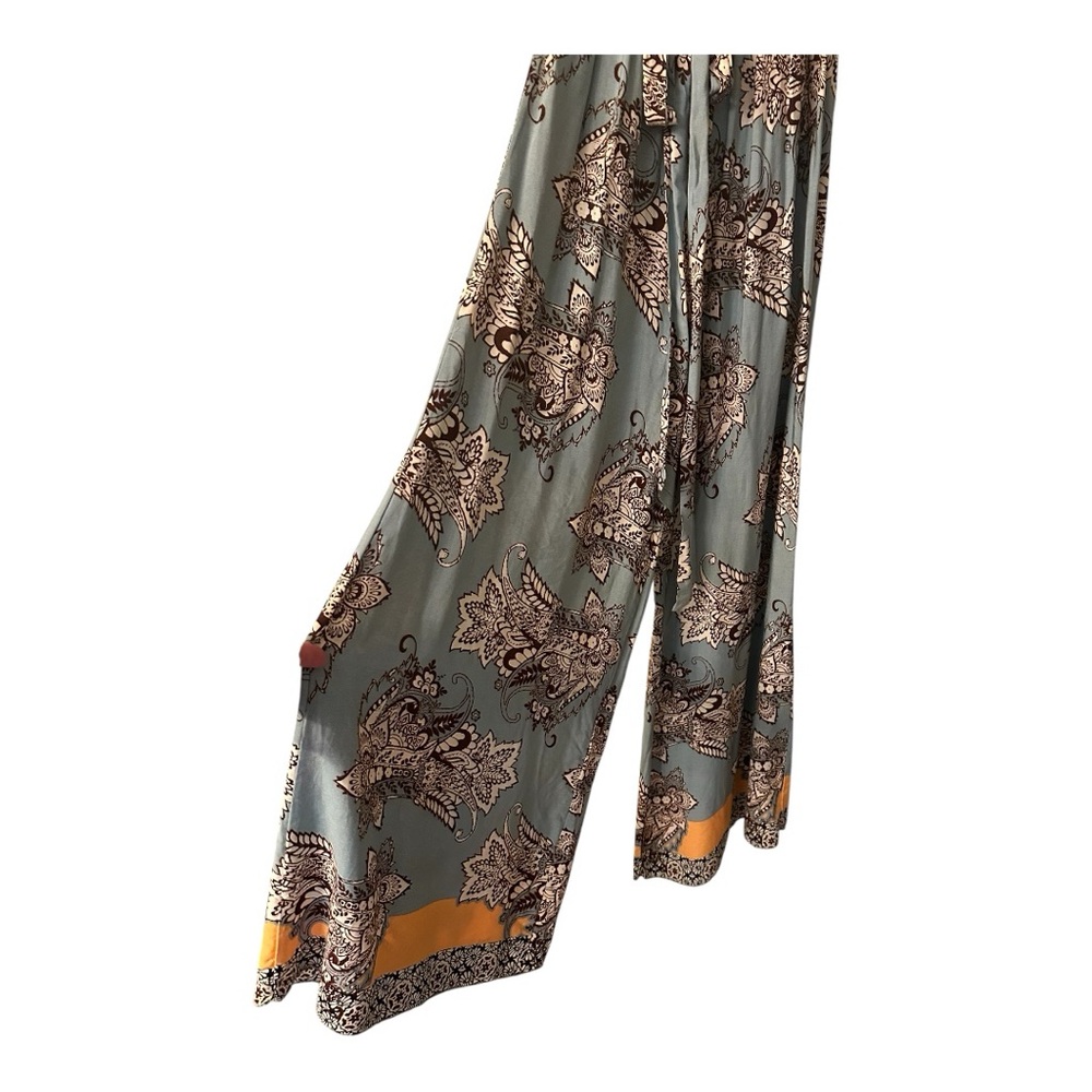 UMGEE Floral‎ Off-Shoulder Jumpsuit - Picture 2 of 8